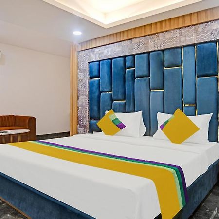 Itsy Hotels Phoenix Indore Eksteriør billede